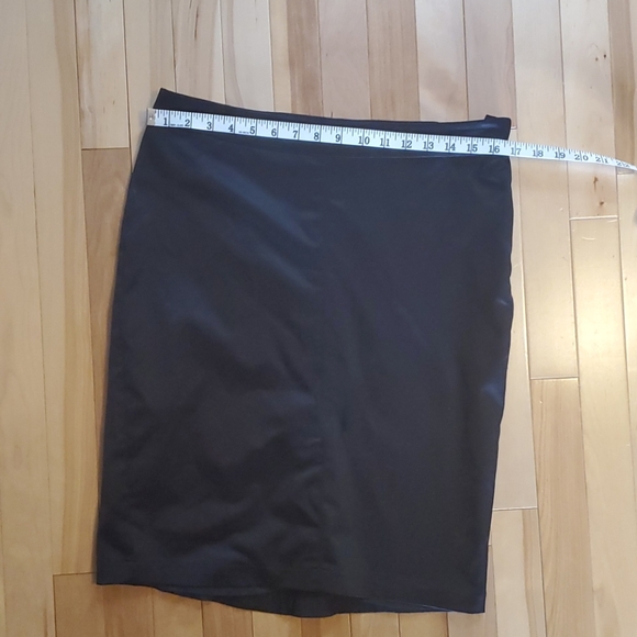MEXX 2pc Black Satin Skirt & Bustier - Picture 9 of 10